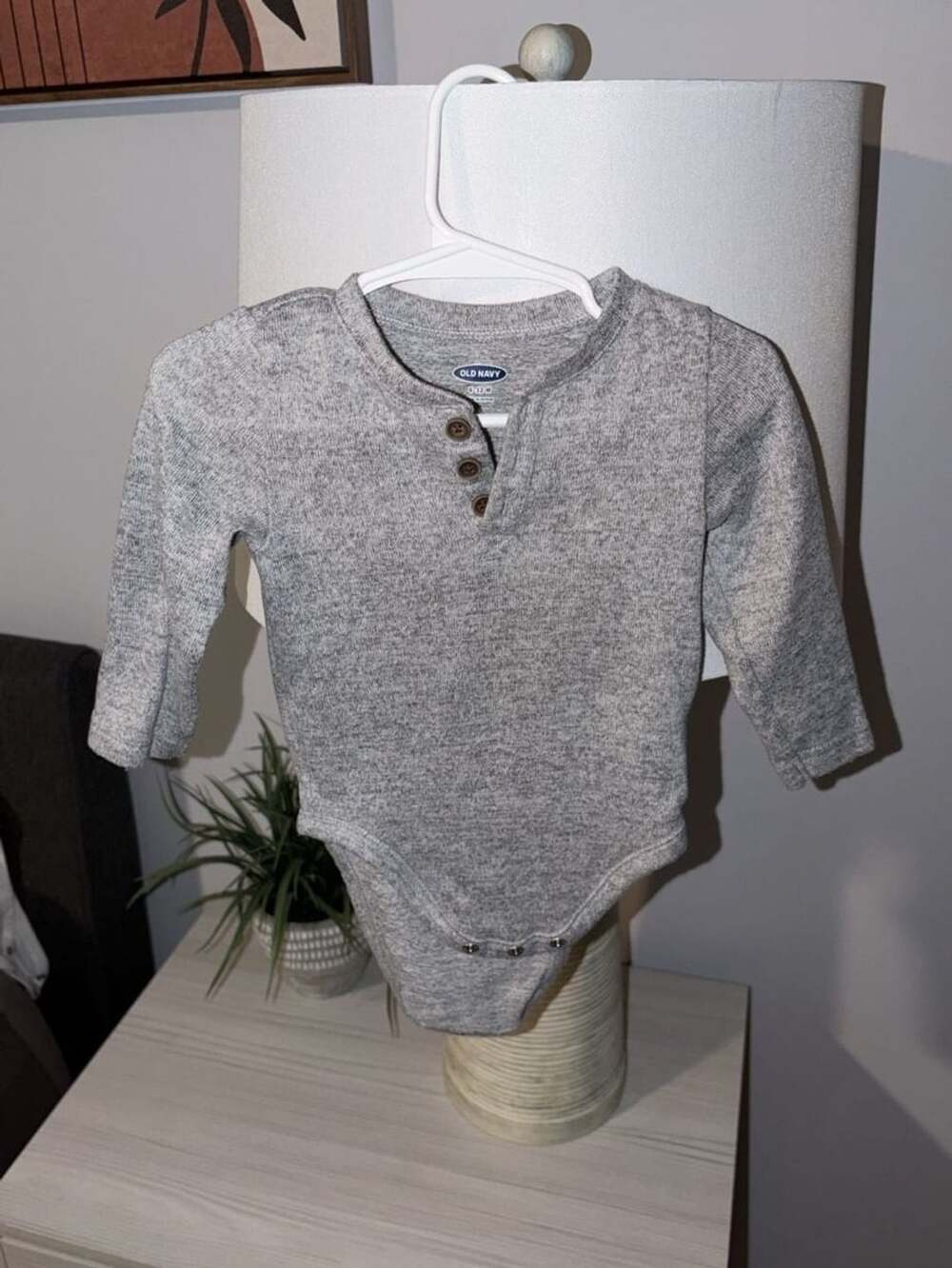 Old Navy Gray Heathered Long Sleeve Henley Bodysuit 6-12M